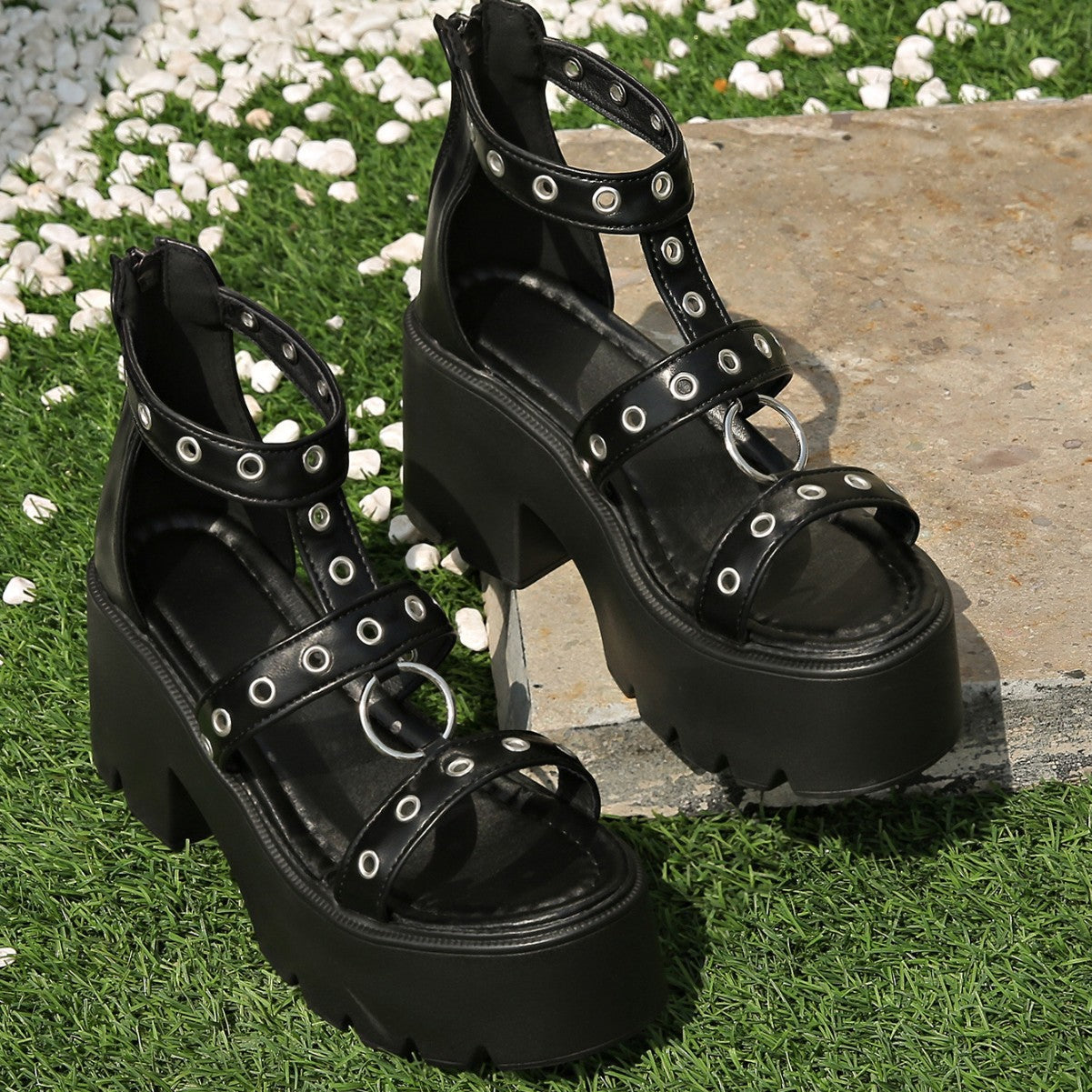 Women's European And American Black Fashion Sandals